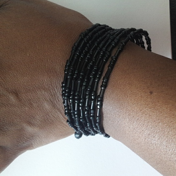 Beaded spiral bracelet - Picture 3 of 4